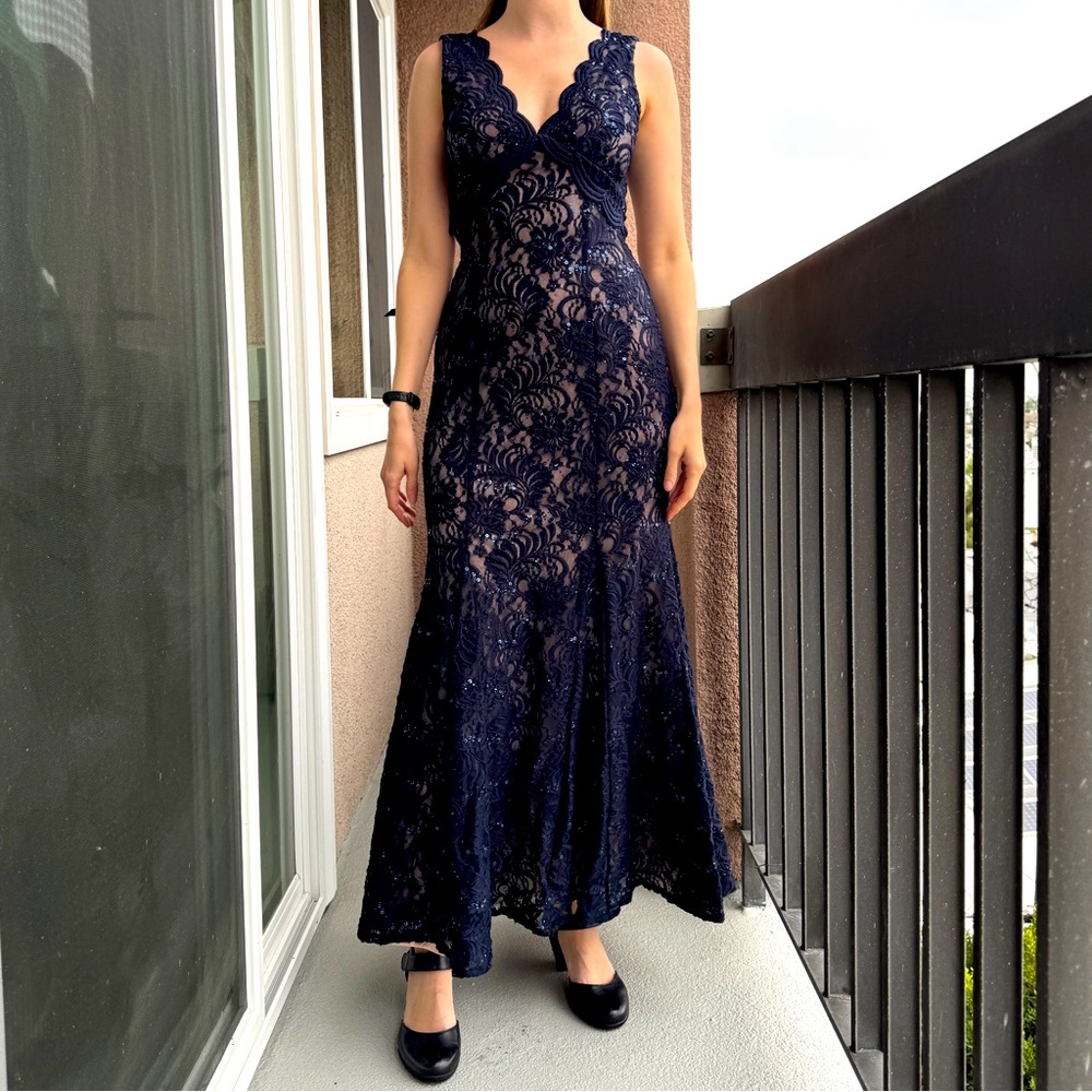 Nightway evening gown dress